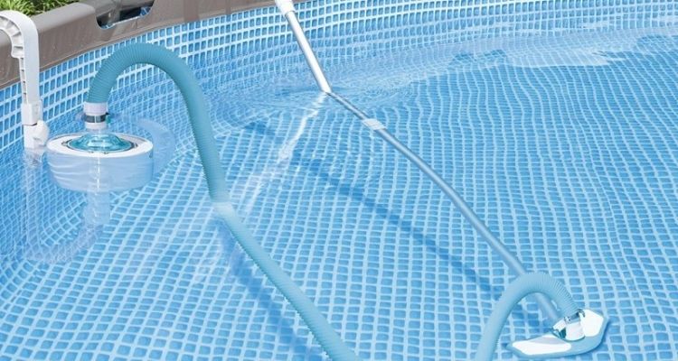 Aspirateur pour piscine Intex choix